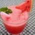 Diyetisyenden sağlıklı ve serinletici içecek olarak 'Karpuzlu smoothie' tarifi
