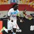 Galatasaray, Gomis'i bekliyor!