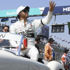 Lewis Hamilton 1 yıl daha Mercedes'te