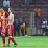 Futbolculardan taraftara tavır!