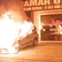 Galeri önündeki satılık araç alev topuna döndü Galeri önündeki satılık araç alev topuna döndü