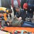 Yaralı kadına ilk müdahaleyi belediye başkanı yaptı Yaralı kadına ilk müdahaleyi belediye başkanı yaptı
