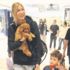 Çağla Şikel 3 bin 500 Euro’ya yavru köpek aldı
