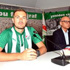 Mert Günok, Bursaspor'a resmi imzayı attı