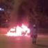 İstanbul'da park halindeki otomobil alev alev yandı İstanbul'da park halindeki otomobil alev alev yandı