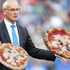 Ranieri'den tüm takıma pizza! Tek şart...