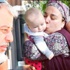 Arabasını tekmeledi Arabasını tekmeledi