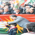 Diyarbakır caddelerinde Kürdistan bayrağı dağıttılar Diyarbakır caddelerinde Kürdistan bayrağı dağıttılar