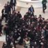 Cumhuriyet için nöbet tutan avukatlara tekme tokat polis müdahalesi