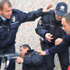'Ben Mehdi'yim' deyip dehşet saçtı: 3 polis yaralı